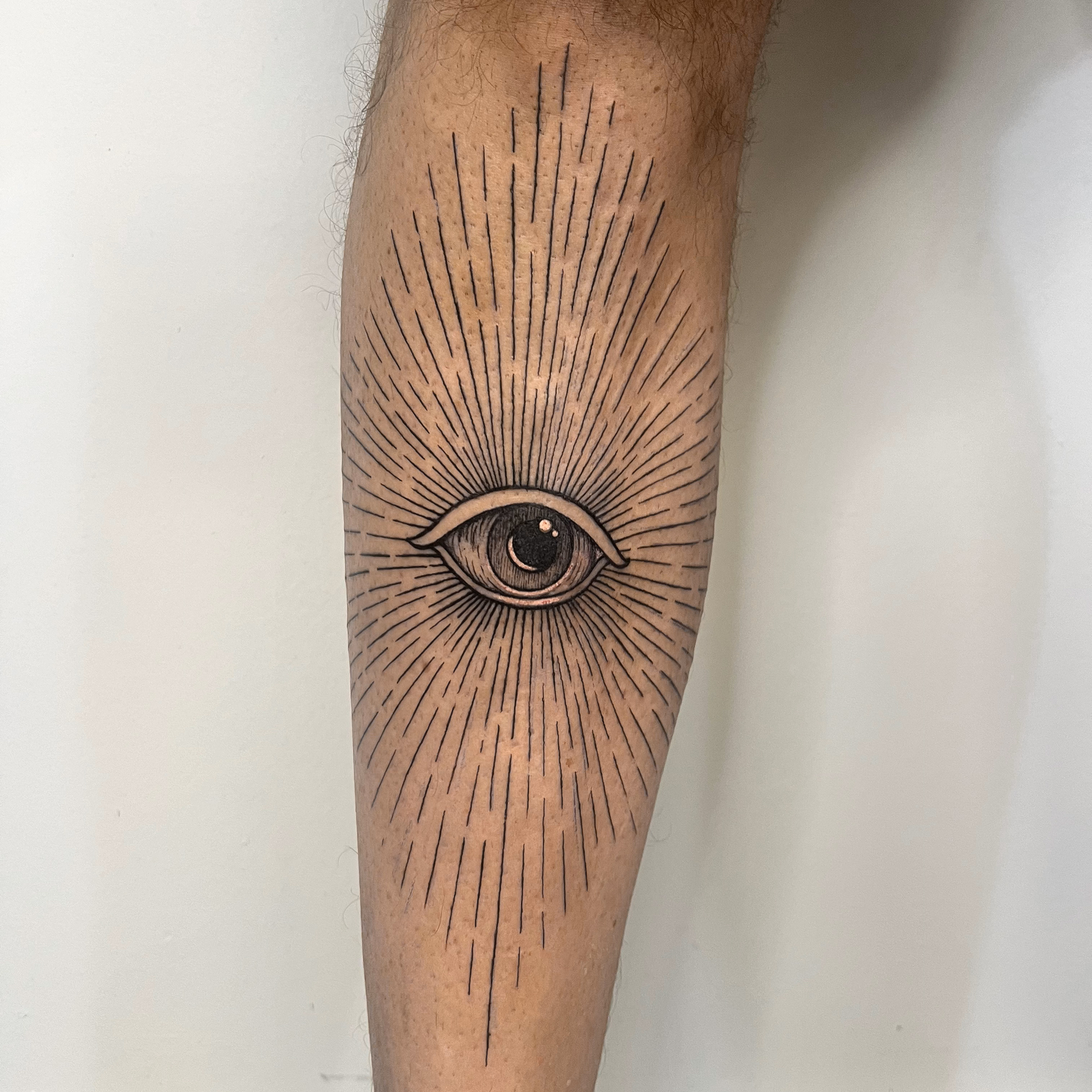 The Intersection of Art and Identity: How Tattoos and Visual Arts Unite Communities